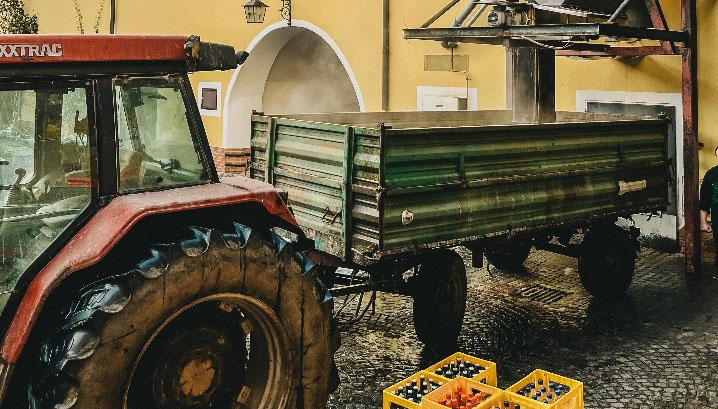 Traktor im Bruckmüller Hof